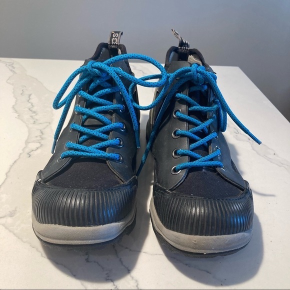 BOGS Sz 8 Lace Up Rubber  Booties - Picture 2 of 16